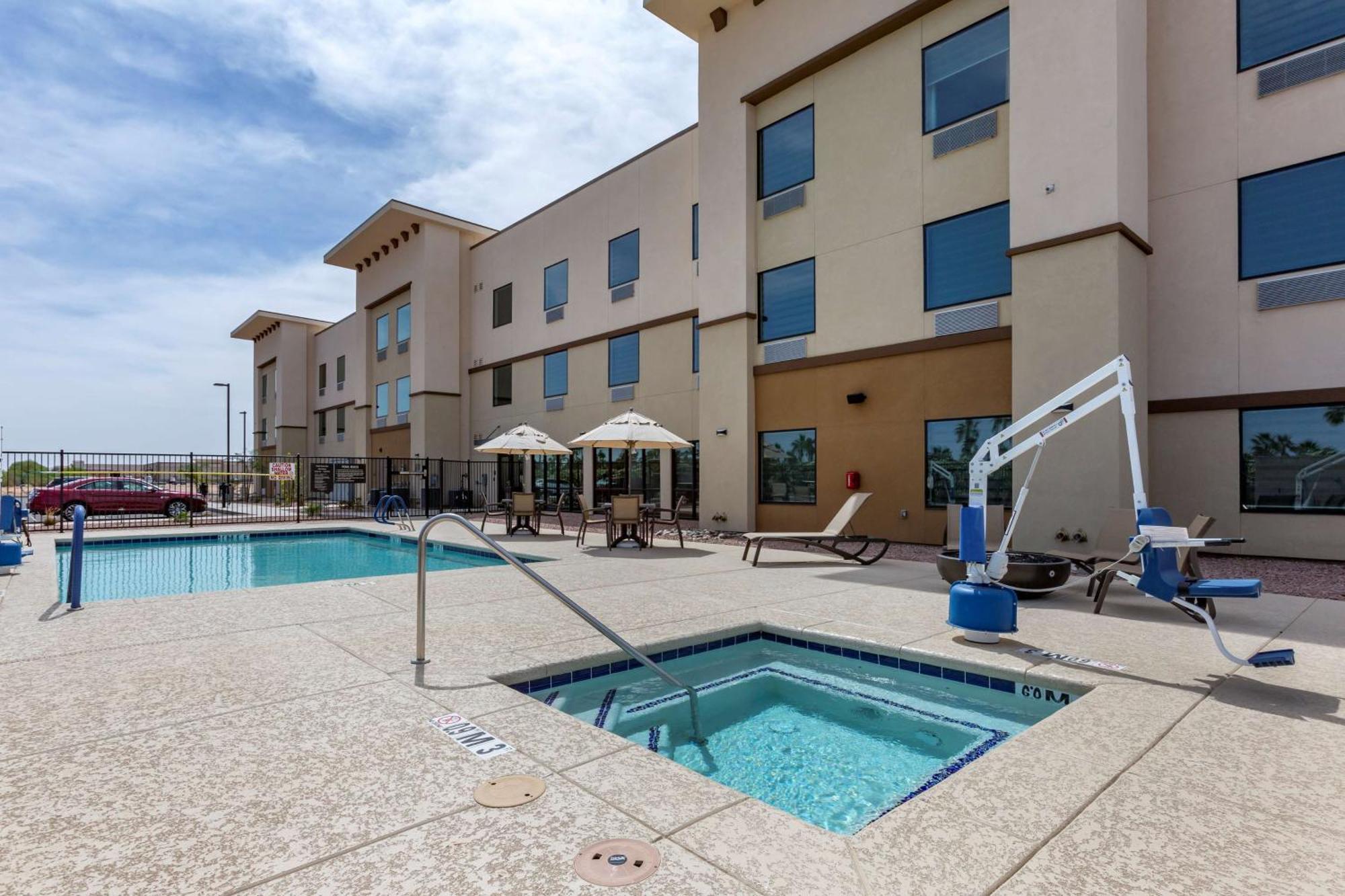 Best Western Plus Casa Grande Inn & Suites Bagian luar foto